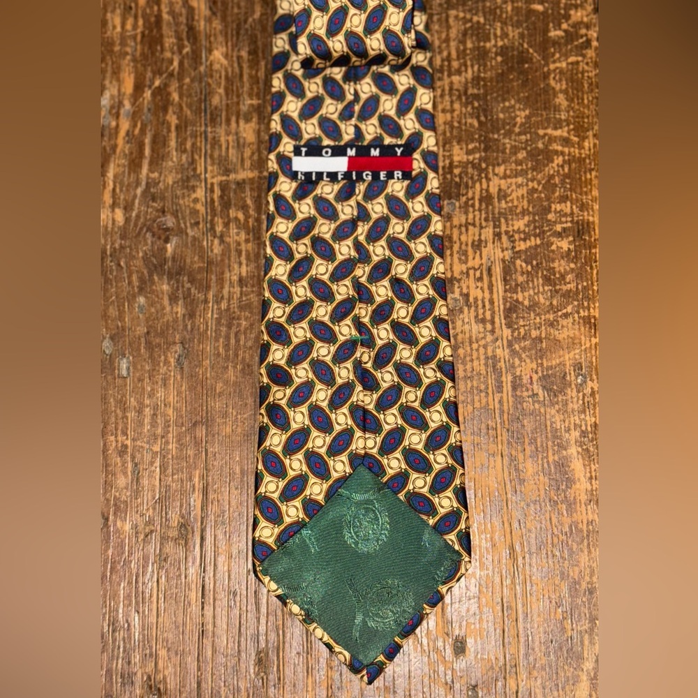 Tommy Hilfiger Italian Silk Tie Men’s Elegant Patterned Luxury WPL #2831